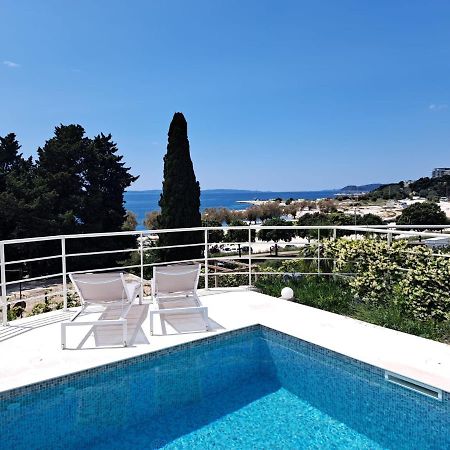 Apartment With Private Pool Split Eksteriør bilde