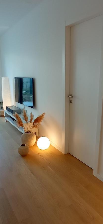Apartment With Private Pool Split Eksteriør bilde
