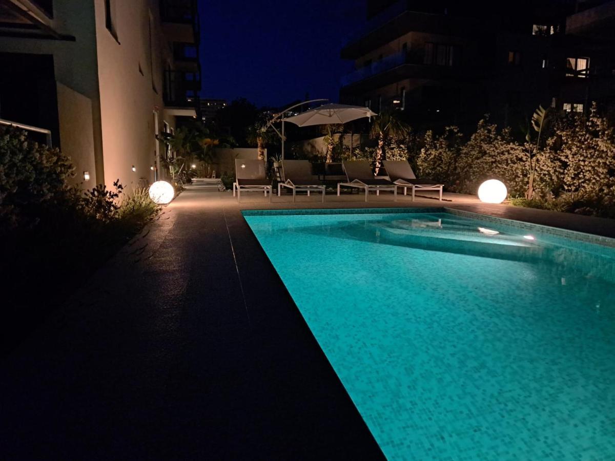 Apartment With Private Pool Split Eksteriør bilde