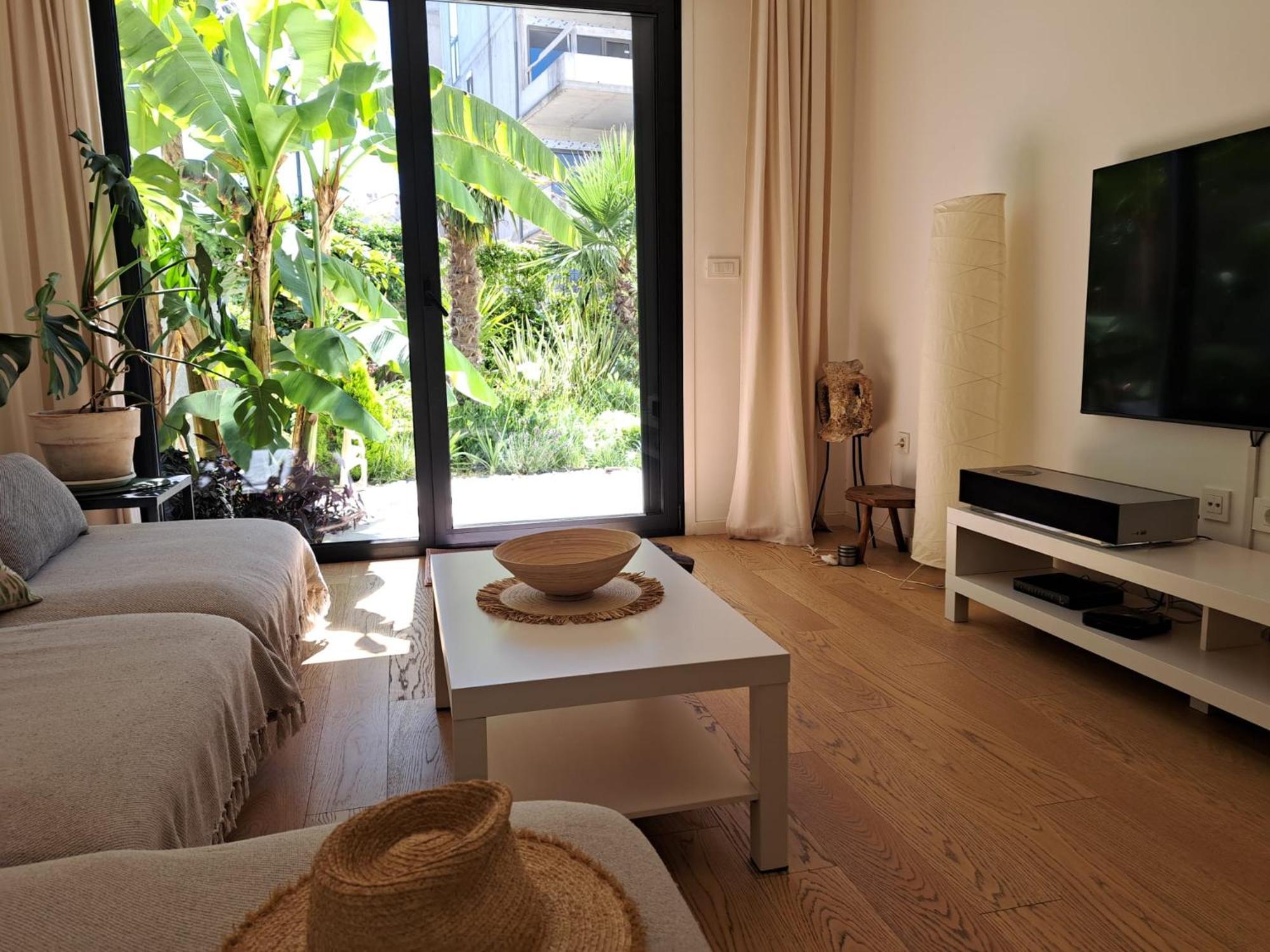 Apartment With Private Pool Split Eksteriør bilde